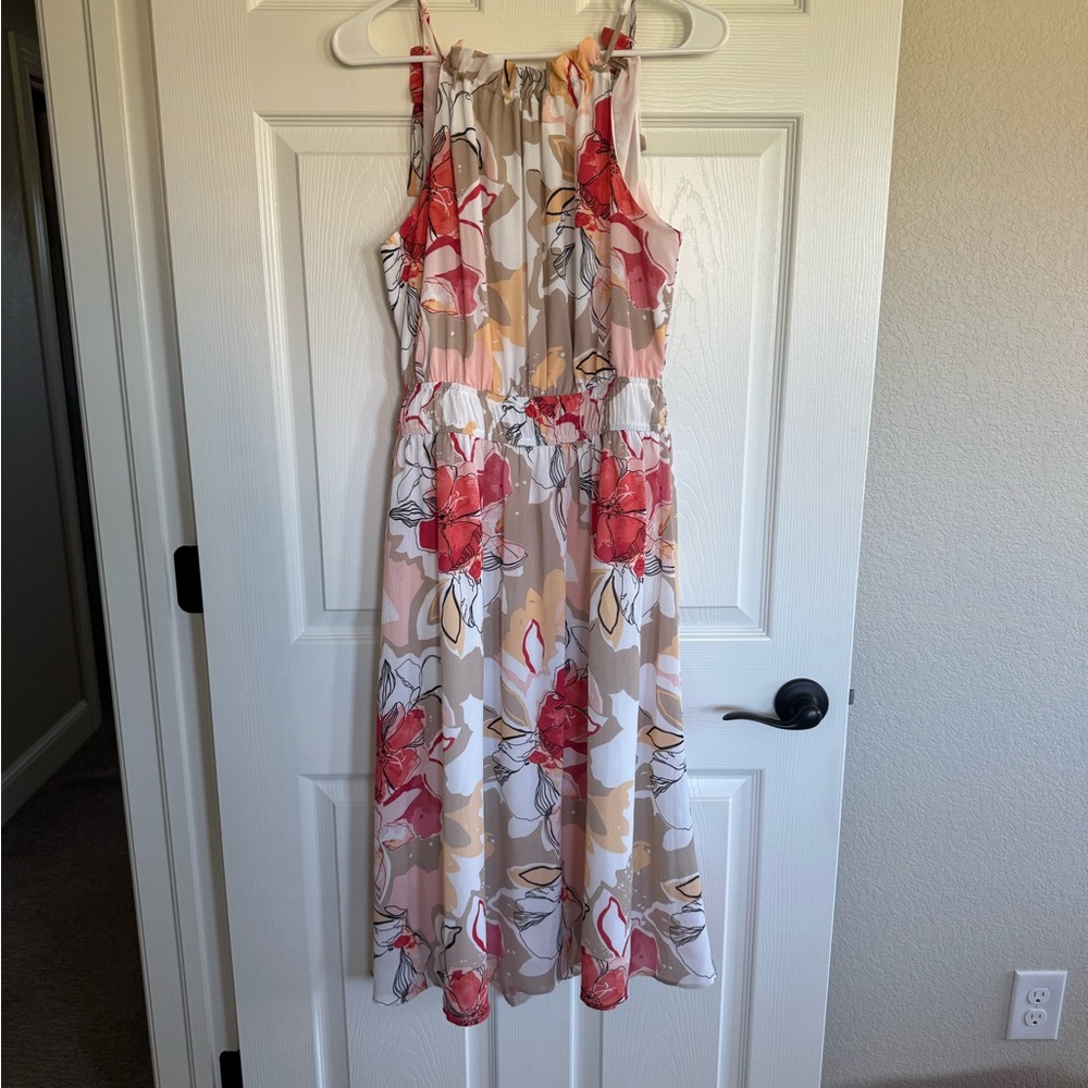Floral Sleeveless Dress - Red and Tan